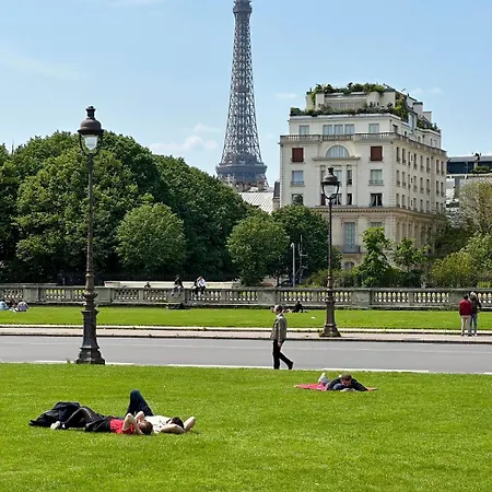 Apartment Lucky - Amelie & Eiffel - Tax Returned *