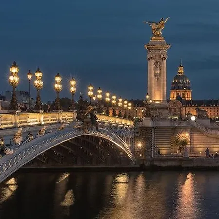 Lucky - Amelie & Eiffel - Tax Returned *